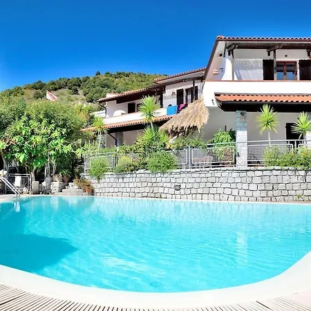 Montemerlo 3* Fetovaia